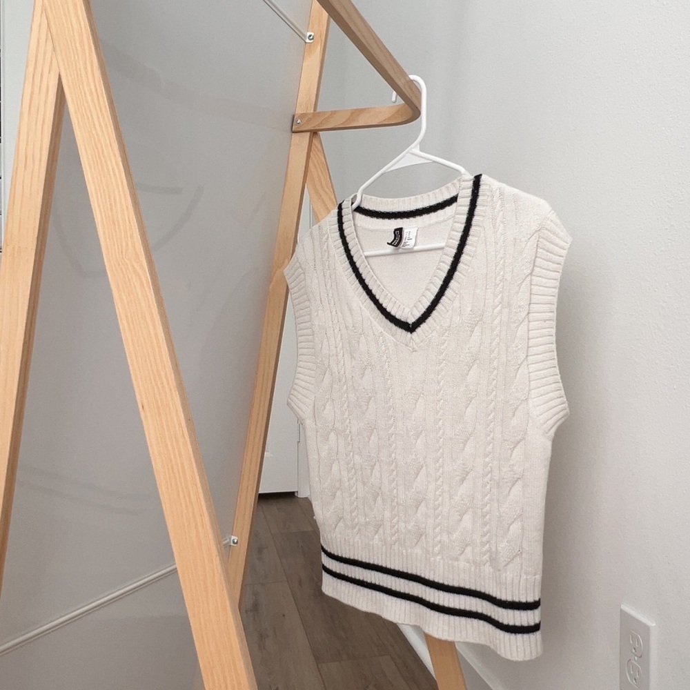 sweater vest